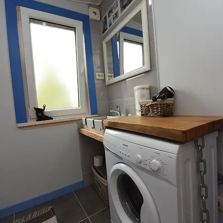 Namelis Poilsiui Prie Juros