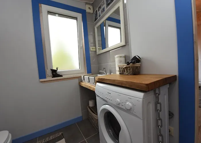 Namelis Poilsiui Prie Juros